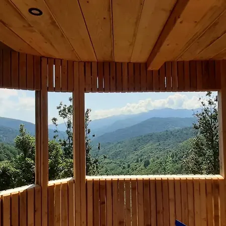 بيت خشبي Les De Lutina *