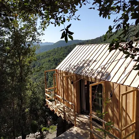 Les De Lutina Domek letniskowy