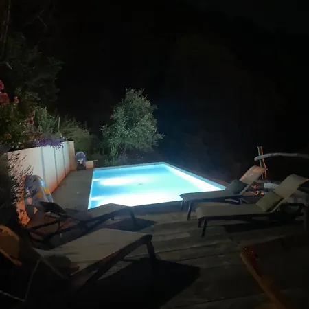 Les De Lutina Domek letniskowy