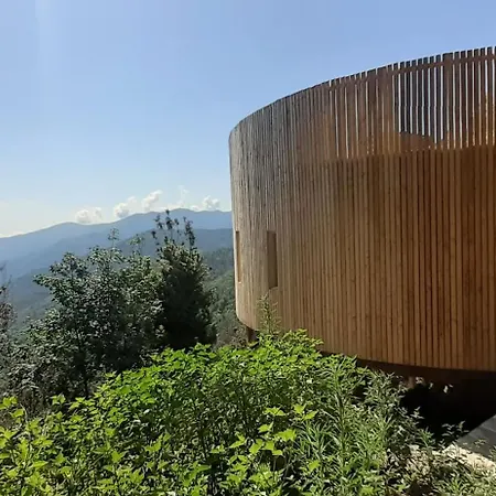 Jaktstuga Les De Lutina