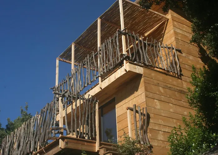 Lodge Les De Lutina *